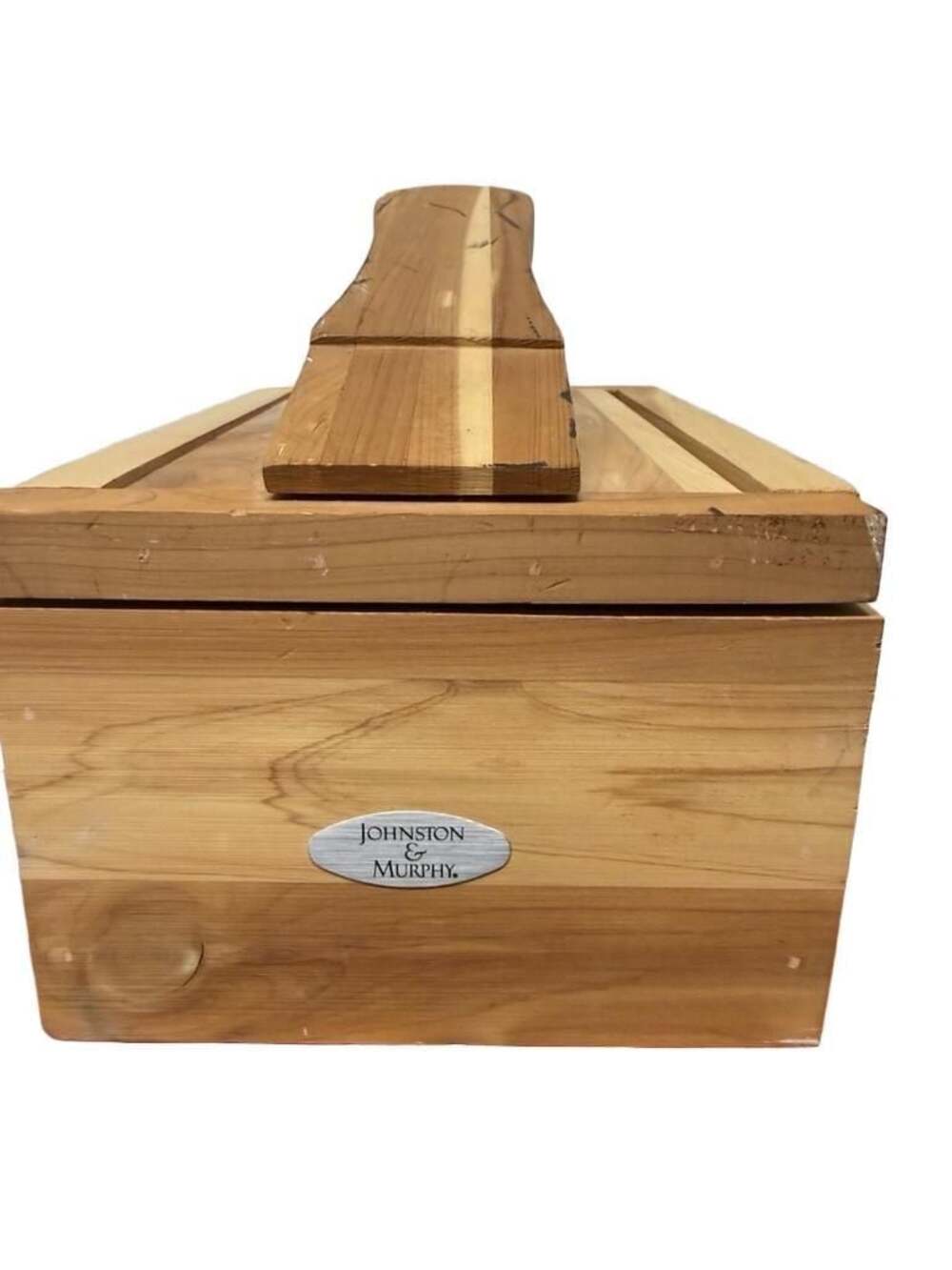 Johnston & Murphy Cedar Shoe Shine Valet Box with Brushes